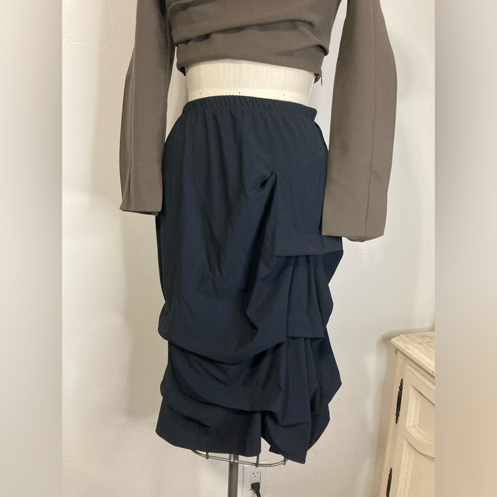 Black lagenlook ruched and gathered knee length stretchy skirt